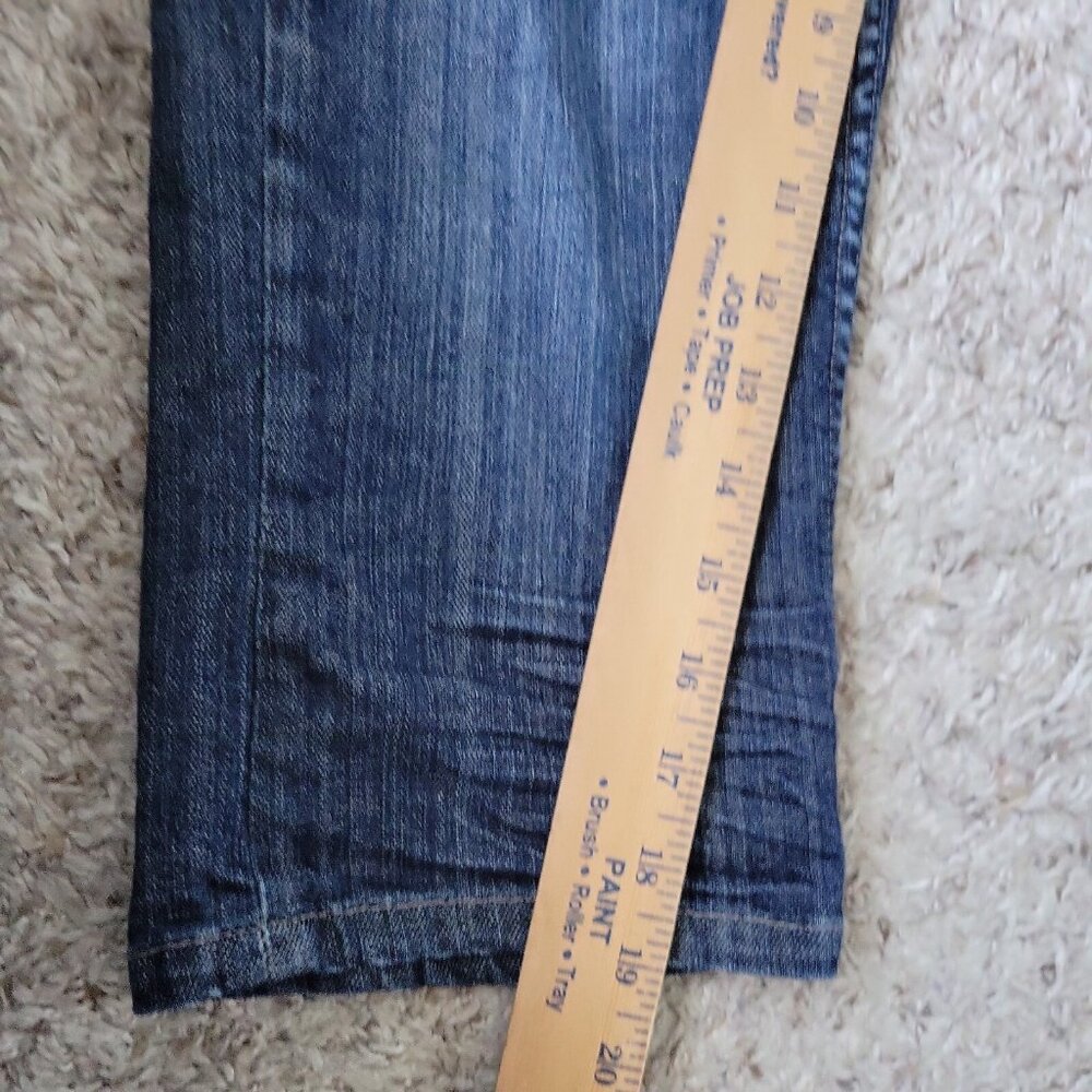 Vigoss Capri Jeans Womens 7 Distressed Embroidered Dark Wash Denim - Picture 6 of 9